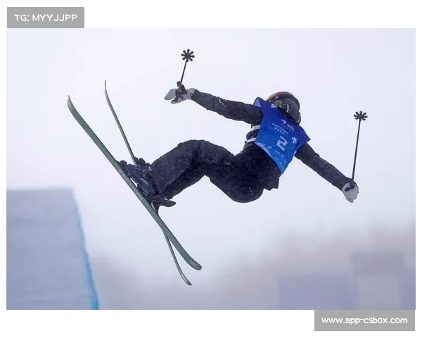 自由式滑雪U型场地世界杯云顶站：谷爱凌夺得冠军